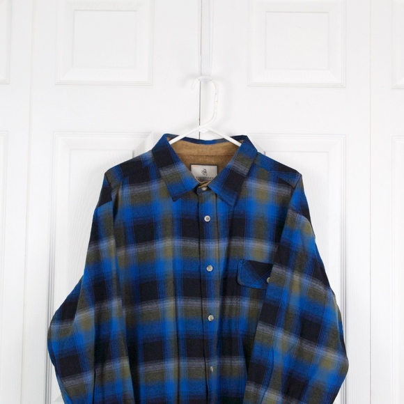 Legendary Whitetails Blue Flannel Shirt Size XL - Picture 2 of 8